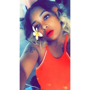 Meet your Posher, Shawnta